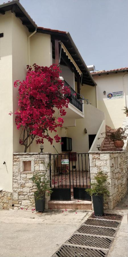 Aparthotel Marinos Aparts à Sívota Extérieur photo